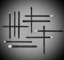Load image into Gallery viewer, EYE OBSESSED BRUSH COLLECTION